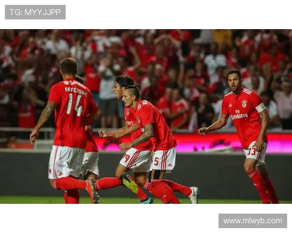 探索AC米兰官网论坛中的精彩内容与球迷互动方式